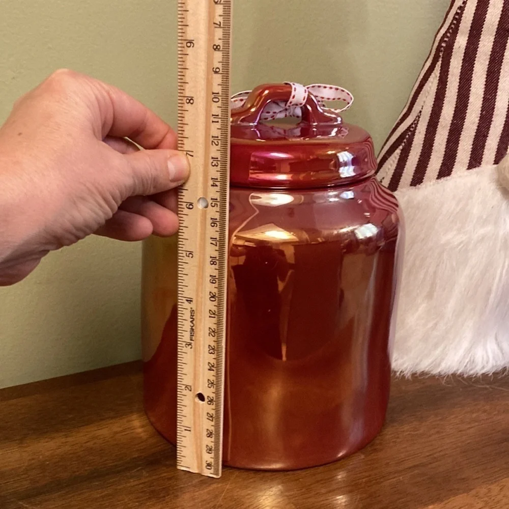 NEW RAE DUNN RED IRIDESCENT HO HO HO LARGE CHUBBY CHRISTMAS CANISTER